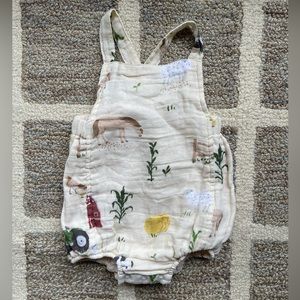 Angel Dear Farm Yard Muslin Sunsuit Size 3-6 months
